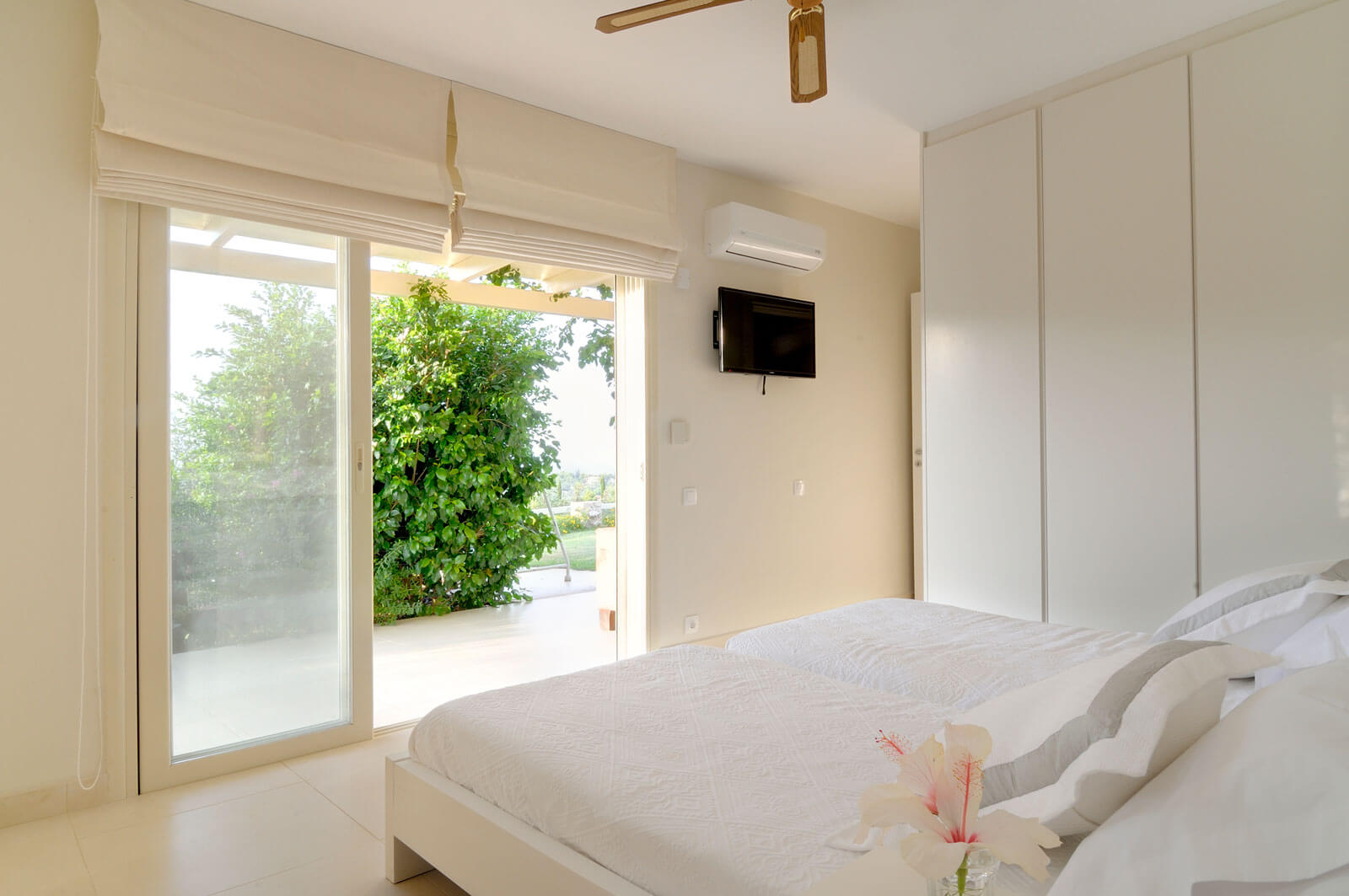 Luxury Villas MYPORTOHELI